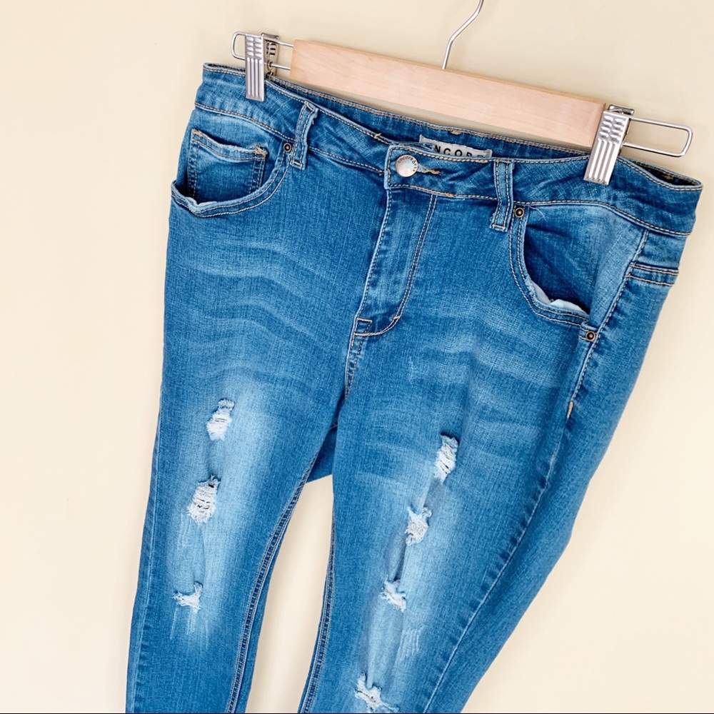 Encore Distressed Girls Jeans - sz 13 Girls - Picture 5 of 5